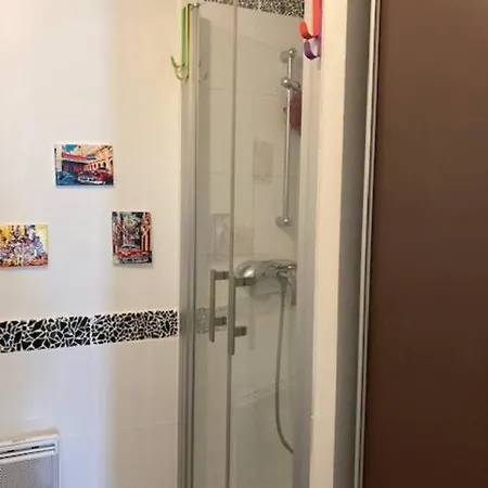 Appartement Loft Au Cœur De Nîmes